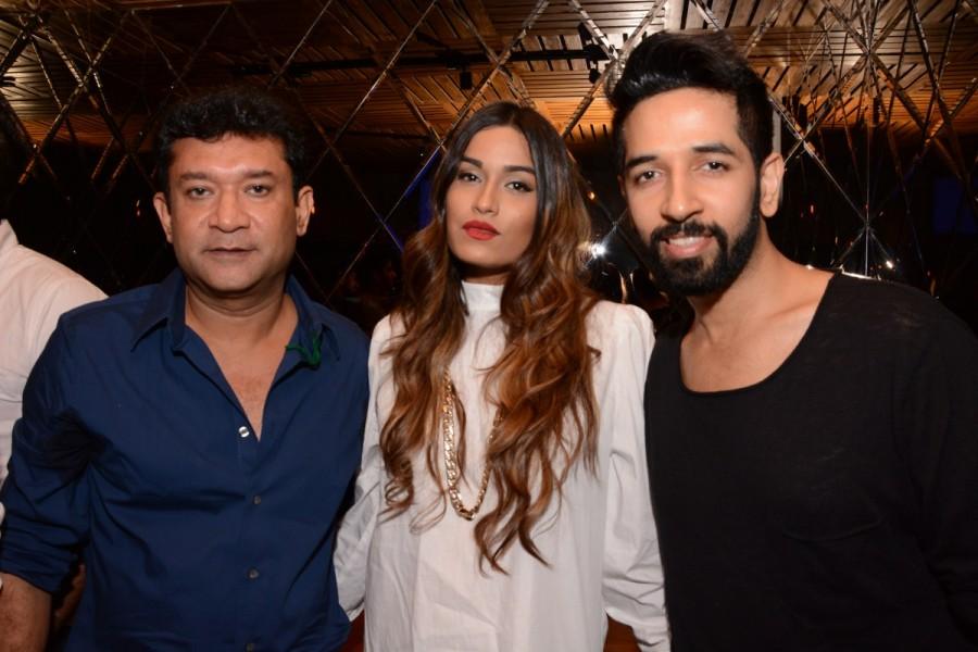 Hopscotch Bar and Brasserie the brainchild of Neha and Rohan Sachdeo, Gaurav and Manohar Khetwani along with Managing partner Suved Lohia hosted a party for close friends and family. The party went on till the wee hours of the night and gave people a nostalgic trip down the memory lane. The event saw the likes of Suzanne Khan, Zayed Khan, Miss Malini, Anita Hassanandani and her husband, Rocky S, Ken Ferns, Karishma Tanna, Imtiaz Khatri, Ejaaz Khan, Ken Ghosh to name a few. Suzanne Khan,Zayed Khan,Miss Malini,Anita Hassanandani,Rocky S,Ken Ferns,Karishma Tanna,Imtiaz Khatri,Ejaaz Khan,Ken Ghosh