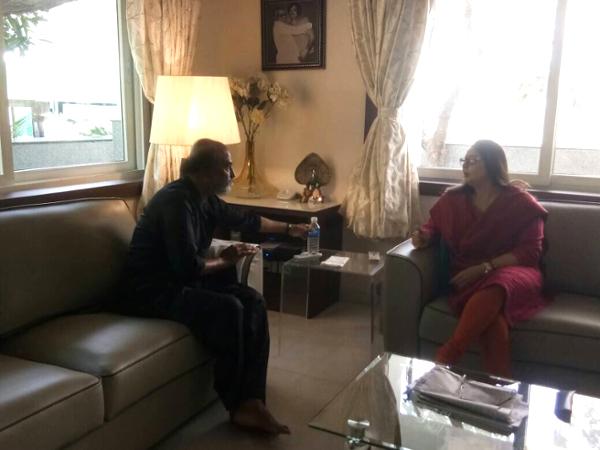 Yesteryear leading south Indian actress and All India Mahila Congress General Secretary Nagma recently met her Baasha co-star Rajinikanth at his Poes Garden residence in Chennai. Nagma meets Rajinikanth,Nagma,Rajinikanth,All India Mahila Congress General Secretary Nagma,Nagma with Rajinikanth,Superstar Rajinikanth