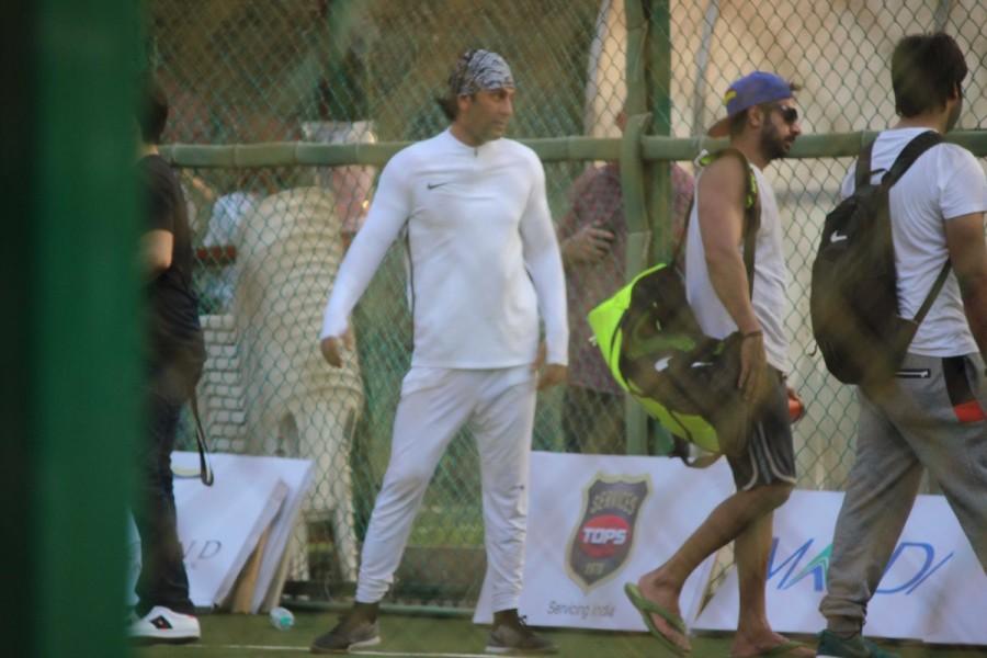 Bollywood actor Ranbir Kapoor and others spotted during football session. Ranbir Kapoor,Ranbir Kapoor football session,Ranbir Kapoor football,Ranbir Kapoor new pics,Ranbir Kapoor new images,Ranbir Kapoor new stills,Ranbir Kapoor new pictures,Ranbir Kapoor new photos