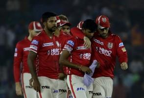 Gujarat Lions,Kings XI Punjab,Gujarat Lions beat Kings XI Punjab,IPL 10,Indian Premier League,Indian Premier League 2017,Ishan Kishan,Suresh Raina,Dinesh Karthick