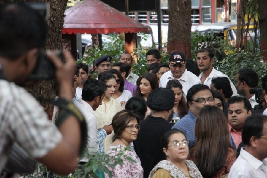 Bollywood actress Aishwarya Rai Bachchan spotted during the inauguration of Paradise Garden in Mumbai on May 8, 2017. Aishwarya Rai Bachchan,Aishwarya Rai,Aishwarya Rai Bachchan inaugurates The Paradise Garden,Aishwarya Rai inaugurates The Paradise Garden,The Paradise Garden