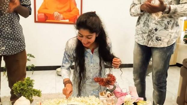 South Indian actress Sai Pallavi celebrates her Birthday with sister Pooja Kannan and Kara Team.
