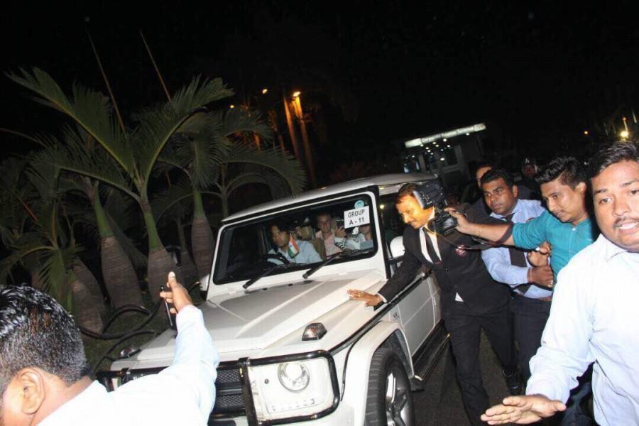 Bieber is likely to fly in a private helicopter to the D.Y. Patil Stadium in Navi Mumbai for his concert scheduled this afternoon. The concert venue, reported to be fully sold out with over 45,000 tickets, will open at 3 p.m. and Bieber is expected to give his performance at 8 p.m., according to the tour organisers, White Fox India. Navi Mumbai Police has deployed massive security, including surveillance by drones for the event by the 23-year-old Canadian pop singing sensation and Grammy Award winner. Justin Bieber,Justin Bieber purpose tour,Justin Bieber in India,Justin Bieber India,Justin Drew Bieber,pop star Justin Drew Bieber,Purpose World Tour pics