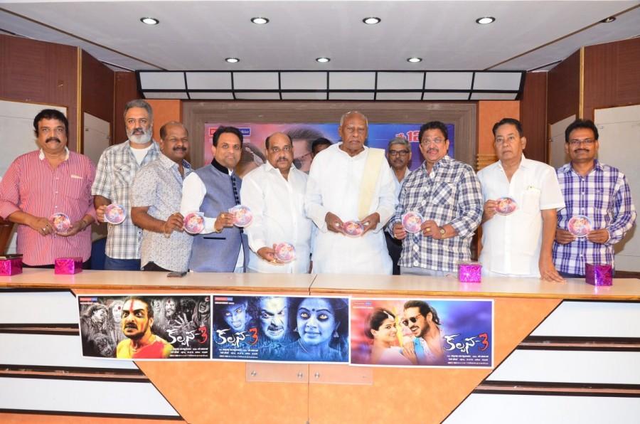 Upendra, Priyamani, Tulasi's Kalpana 3 Movie audio launch event held at Hyderabad on Monday. Upendra,Priyamani,Tulasi,Kalpana 3,Kalpana 3 audio launch,Kalpana 3 audio launch pics,Kalpana 3 audio launch images,Kalpana 3 audio launch stills,Kalpana 3 audio launch pictures,Kalpana 3 audio launch photos