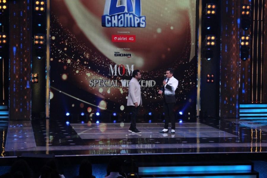 Sa Re Ga Ma Pa Li'l Champs Celebrate Mom's Day With A. R. Rahman in Mumbai on May 9, 2017. Sa Re Ga Ma Pa Li,AR Rahman,Sa Re Ga Ma Pa Li'l Champs,Mom's Day,Mom's Day celebration,Mom's Day celebration pics,Mom's Day celebration images,Mom's Day celebration stills,Mom's Day celebration pictures,Mom's Day ce