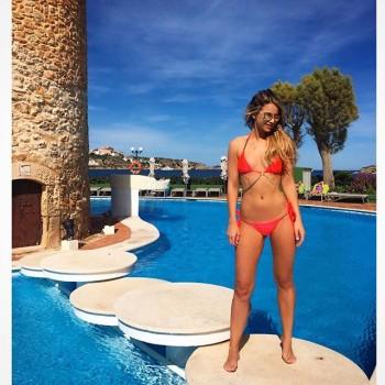 Vogue Williams flaunts her incredible bikini body.