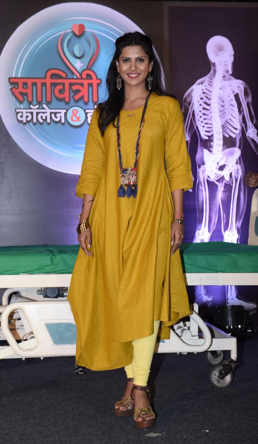 Commenting on the launch of the two shows, Manisha Sharma, Programming Head – COLORS said, “Bhag Bakool Bhag and Savitri Devi College and Hospital are the two new shows which will continue to increase the width of variety entertainment for the viewers on COLORS. Colors,Colors new show,Bhaag Bakool Bhaag,Savitri Devi College & Hospital,Bhaag Bakool Bhaag new show,Savitri Devi College and Hospital ne show