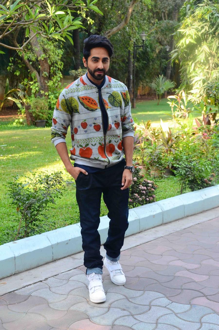 Bollywood actor Ayushman Khuranna promotes Meri Pyari Bindu at Yashraj studio. Ayushman Khuranna and Parineeti Chopra,Ayushman Khuranna,Parineeti Chopra,Yashraj studio,Meri Pyari Bindu,Meri Pyari Bindu promotion,Meri Pyari Bindu promotion pics,Meri Pyari Bindu promotion images,Meri Pyari Bindu promotion stills,Meri Pyari Bindu promo