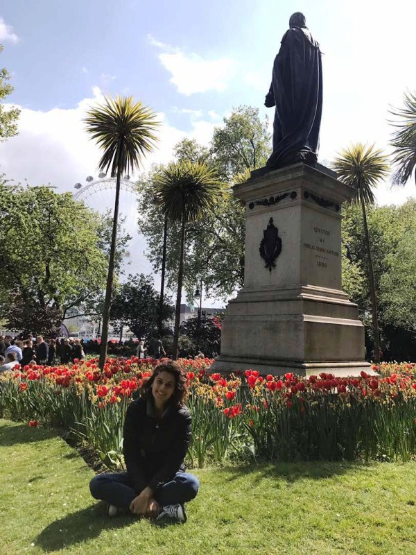 Bollywood actress Taapsee Pannu makes most of her time in London while shooting for Judwaa 2. Taapsee Pannu,actress Taapsee Pannu,Taapsee Pannu Judwaa 2,Judwaa 2,Judwaa 2 shooting,Judwaa 2 shooting in London