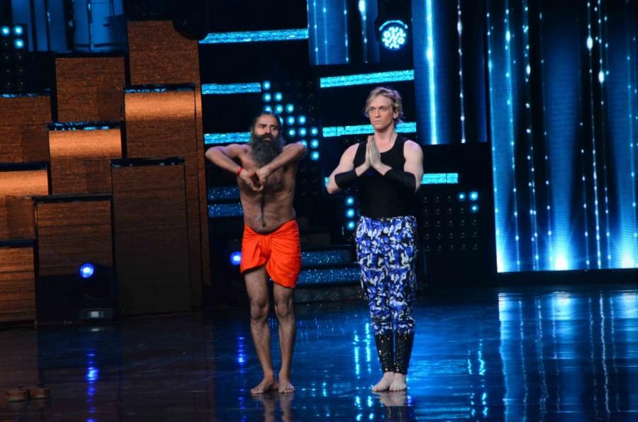 Bollywood choreographer Terence Lewis, Yoga guru Baba Ramdev, actor Sonakshi Sinha and filmmaker Mohit Suri, on the sets of Star Plus TV show Nach Baliye Season 8 in Mumbai on May 16, 2017. Choreographer Terence Lewis,Terence Lewis,Yoga guru Baba Ramdev,Baba Ramdev,Sonakshi Sinha,actress Sonakshi Sinha,filmmaker Mohit Suri,Mohit Suri,Nach Baliye Season 8,Nach Baliye 8,Star Plus TV show