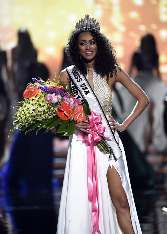A 25-year-old scientist representing the District of Columbia is crowned winner of the Miss USA pageant. Miss District,Miss District of Columbia,Miss USA,Miss USA pageant,Miss USA pageant 2017,Miss USA 2017 winner,Miss District Of Columbia 2017,Miss District of Columbia 2016,Miss District pics,Miss District images,Miss District stills,Miss District pictures,