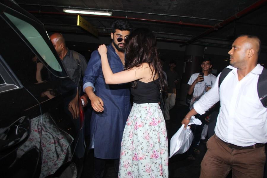 Bollywood actor Arjun Kapoor and actress Shraddha Kapoor, who will be seen together in 'Half Girlfriend', were recently spotted at the airport. Arjun Kapoor and Shraddha Kapoor,Arjun Kapoor,Shraddha Kapoor,Arjun Kapoor and Shraddha Kapoor spotted at airport,Arjun Kapoor spotted at airport,Shraddha Kapoor spotted at airport,Arjun Kapoor at airport,Shraddha Kapoor at airport