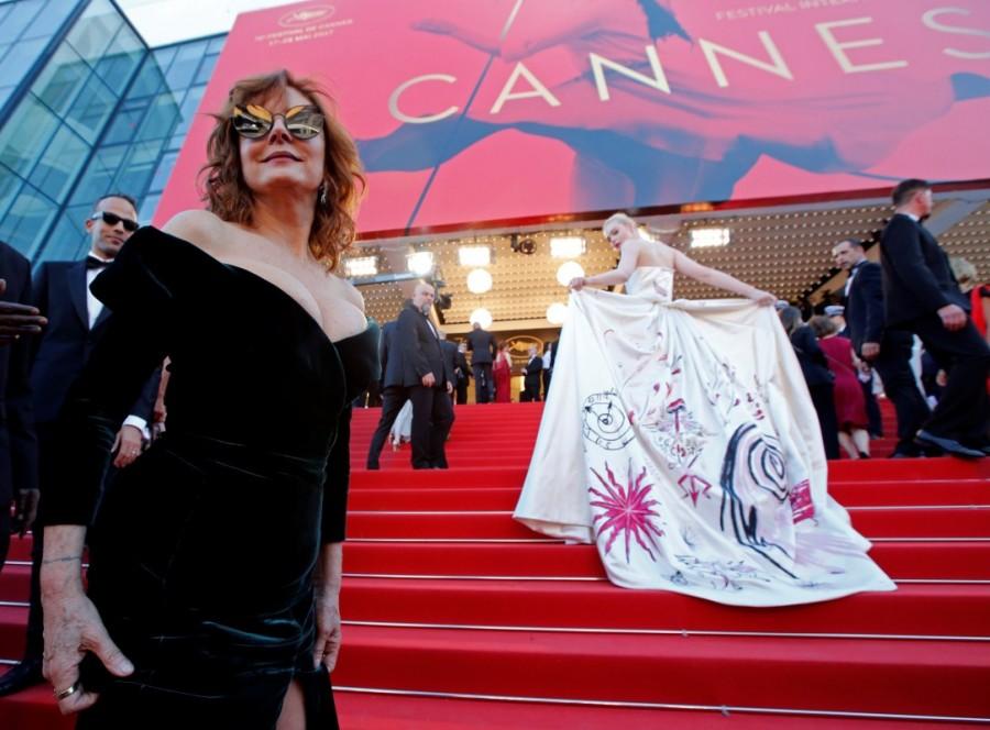 Susan Sarandon stuns in cleavage-baring gown on Cannes red carpet 2017. Susan Sarandon,Susan Sarandon hot pics,Susan Sarandon hot images,Susan Sarandon hot stills,Susan Sarandon hot photos,Susan Sarandon hot pictures,Susan Sarandon bikini,Susan Sarandon bikini pics,Susan Sarandon bikini images,Susan Sarandon bikini stills,Sus