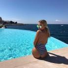 Scottish singer Tallia Storm shows off incredibly fit figure.