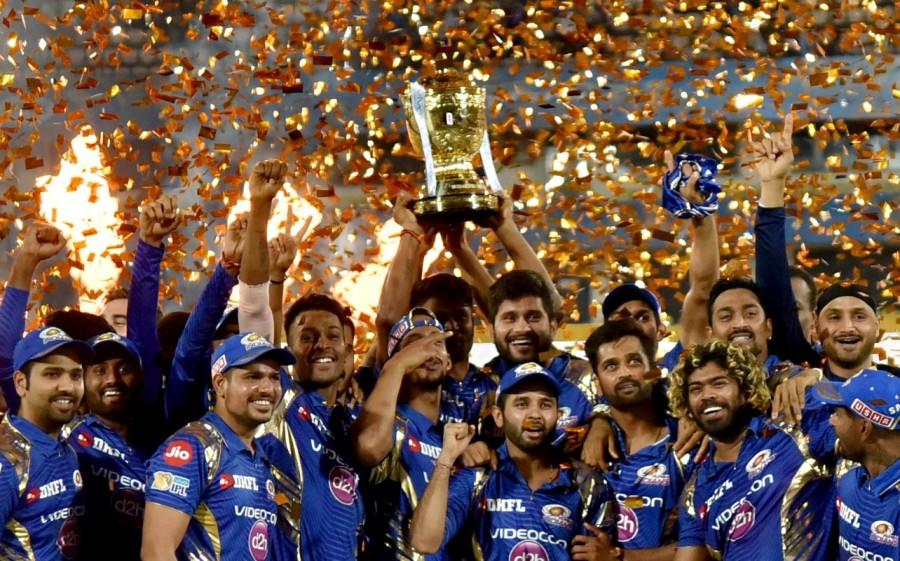 Veteran Sri Lankan pacer Lasith Malinga also bowled well and was unlucky not to manage a wicket. He conceeded just 21 runs in his four overs. Pune skipper Steven Smith led from the front scoring a fighting half-century in a losing cause. He notched up 51 runs off 50 deliveries with two boundaries and an equal number of sixes before falling in the last over. Pune started off on a shaky note when Bumrah trapped Rahul Tripathi leg before. Ajinkya Rahane and Smith tried to rebuild the innings with a 54-run partnership before Kieron Pollard pulled off a superb catch at long on to send the captain back to the pavilion. With the Mumbai bowlers maintaining a tight line, Mahendra Singh Dhoni and Smith found the going tough and could only add 27 runs between them in as many balls. Mumbai Indians defeated Rising Pune Supergiant,Mumbai Indians beat Rising Pune Supergiant,Mumbai Indians,Rising Pune Supergiant,Indian Premier League,Indian Premier League 2017,Indian Premier League final,IPL,IPL 2017,IPL 2017 final