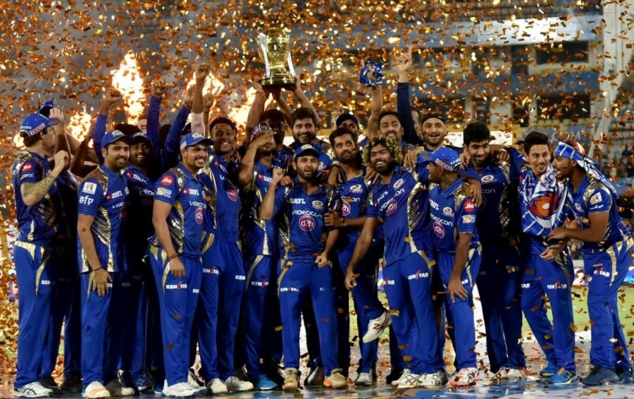 Mumbai's top and middle order batsmen put up a horrific show against the disciplined bowling from Pune and the former were left reeling at 79/7 in the 15th over. All-rounder Krunal Pandya's 47 off 38 deliveries pulled Mumbai out of the hole. Opting to bat, Mumbai had a disastrous start as left-arm medium pacer Unadkat (2/19) removed Parthiv Patel (4) and Lendl Simmons (3) in the third over, reducing them to 8/2. Mumbai skipper Rohit Sharma (24) and Rayudu (12) then weathered the storm briefly but the Pune bowlers continued to keep it tight. Young off-spinner Washington Sundar continued to be impressive, giving away only 13 runs in his four overs. The partnership lasted for 33 runs as Rayudu was caught short of the crease while taking a single in the eighth over. Mumbai Indians defeated Rising Pune Supergiant,Mumbai Indians beat Rising Pune Supergiant,Mumbai Indians,Rising Pune Supergiant,Indian Premier League,Indian Premier League 2017,Indian Premier League final,IPL,IPL 2017,IPL 2017 final