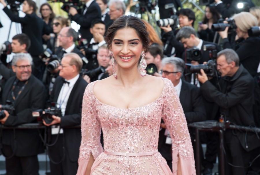 She wrote: "In Norblack Norwhite, Loreal make-up, Loreal hair, Loreal Professionnel, life at Cannes." Cannes 2017,Fashion queen Sonam Kapoor,Sonam Kapoor,Sonam Kapoor at Cannes 2017,Sonam Kapoor at Cannes,Sonam kapoor at Cannes film festival,actress Sonam Kapoor,Sonam Kapoor new pics,Sonam Kapoor new images,Sonam Kapoor new stills,Sonam Kapoor new picture
