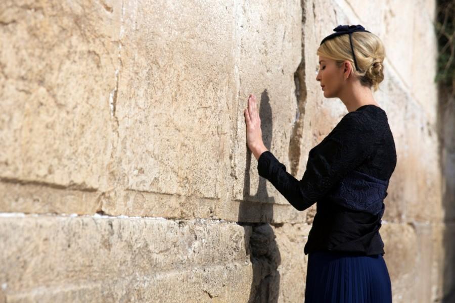 Ivanka Trump prays as she touches the Western Wall. Donald Trump,Trump,Trump makes historic visit to Western Wall,Trump visits Western Wall,Western Wall,Jerusalem,Jerusalem's Western Wall,Ivanka Trump,Melania Trump