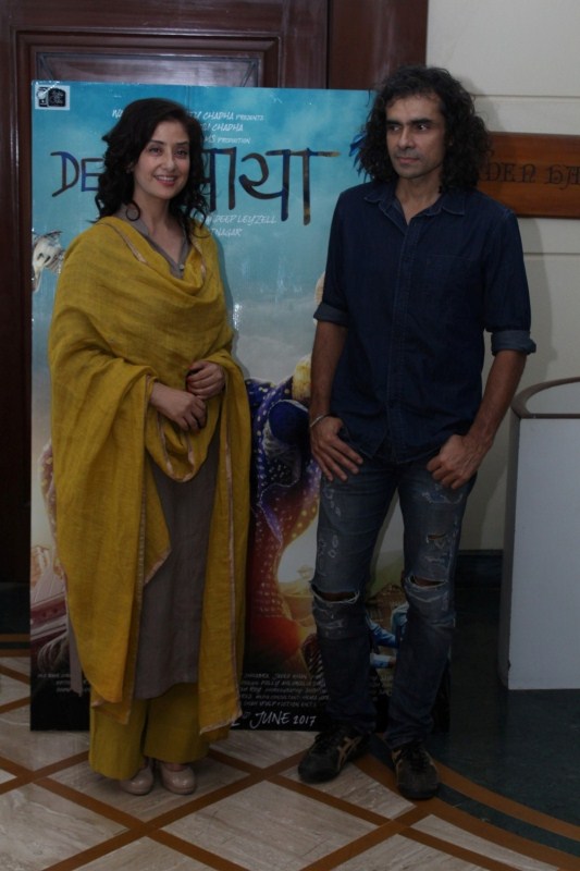 Actors Manisha Koirala and filmmaker Imtiaz Ali during the media interaction of film Dear Maya in Mumbai, on May 22, 2017. Manisha Koirala,Dear Maya,Dear Maya media interaction,Dear Maya media interaction pics,Dear Maya media interaction images,Dear Maya media interaction stills,Dear Maya media interaction pictures,Dear Maya media interaction photos