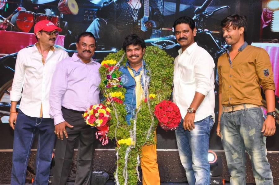 Telugu movie Virus audio launch event held at Hyderabad. Actor Sampoornesh Babu and others graced the event. Sampoornesh Babu at Virus audio launch,Virus audio launch,Virus,Sampoornesh Babu,actor Sampoornesh Babu,Sampoornesh Babu pics,Sampoornesh Babu images,Sampoornesh Babu stills,Sampoornesh Babu pictures,Sampoornesh Babu photos