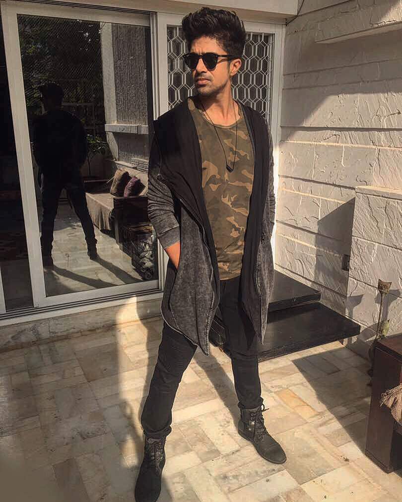 H n M throw - Zara camo tee - Aeropostale jeans - Asos accessories. Saqib Saleem,actor Saqib Saleem,Saqib Saleem styles,Saqib Saleem dress styles,Dobaara promotions,Dobaara movie promotions,Dobaara