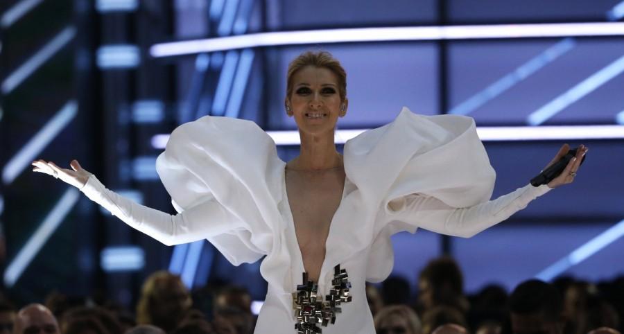 Singer Celine Dion's sleeves on her gown she adorned at the Billboard Music Awards were packed up with tissue paper, according to her stylist Law Roach. Dion, 49, flaunted a floor-length, figure-hugging, white gown with a v-plunge neckline and accentuated shoulder detail to the awards gala on May 21. Celine Dion,actress Celine Dion,Billboard Music Awards,Billboard Music Awards 2017,Celine Dion hot pics,Celine Dion hot images,Celine Dion hot stills,Celine Dion hot photos,Celine Dion hot pictures,Celine Dion bikini,Celine Dion bikini pics,Celine Dion bi