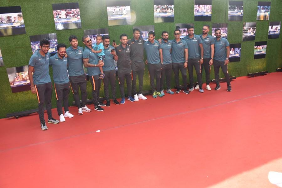 The Indian cricket team were seen in immense anticipation to experience the aura of Sachin Tendulkar on the big screen. The Men in Blue were seen cheering for the master blaster at the red carpet while exhibiting immense excitement to watch the film. Sachin A Billion Dreams will showcase Sachin on the big screen for the very first time, the film is touted to bring to the forefront the unheard story of the ace cricketer. Sachin A Billion Dreams,Sachin: A Billion Dreams,Sachin Tendulkar,Indian Cricket Team,Sachin: A Billion Dreams special screening,Sachin: A Billion Dreams special screening pics,Sachin: A Billion Dreams special screening images,Sachin: A Billion Dreams spe