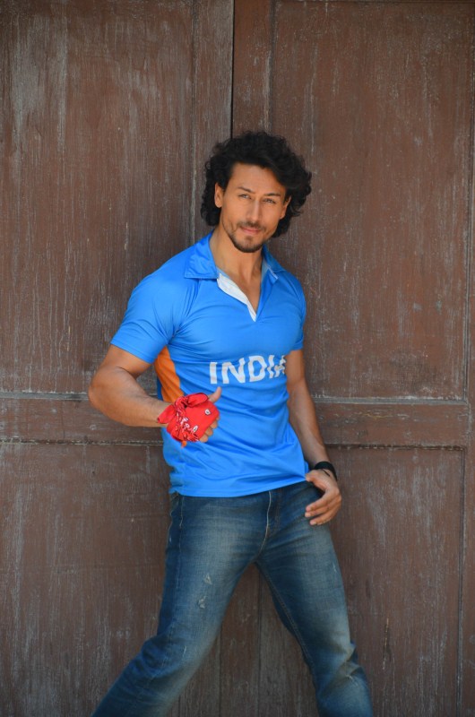Bollywood actor Tiger Shroff spotted at Filmistan Studio in Mumbai on May 24, 2017. Tiger Shroff,actor Tiger Shroff,Tiger Shroff spotted at Filmistan Studio,Tiger Shroff at Filmistan Studio,Tiger Shroff pics,Tiger Shroff images,Tiger Shroff stills,Tiger Shroff pictures,Tiger Shroff photos