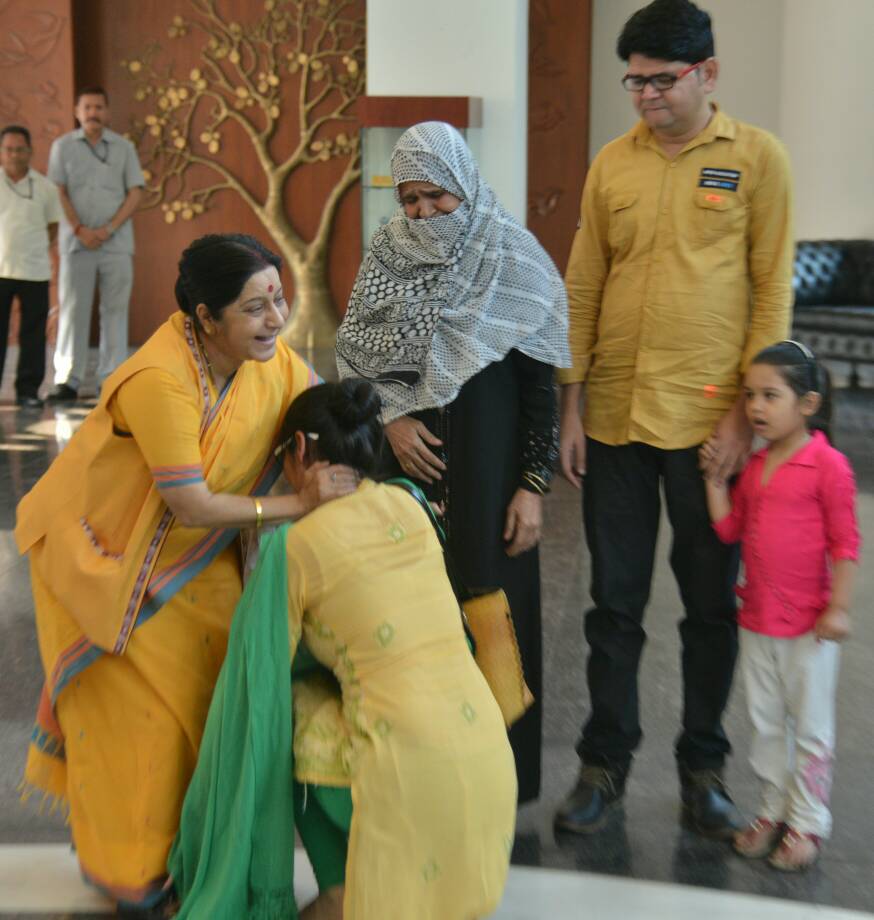 An Indian woman who alleged she was forced and duped into marrying a Pakistani man was repatriated to her country through the Wagah border on Thursday, a day after the Islamabad High Court permitted her to travel home. Indian External Affairs Minister Sushma Swaraj welcomed Uzma Ahmed to India, minutes after she crossed into India from the Wagah border in Amritsar. Uzma Ahmed,Uzma Ahmed returns India,Uzma Ahmed returns,Uzma Ahmed after returning to India