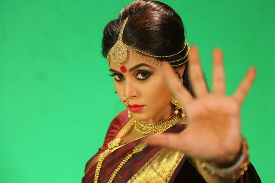 South Indian actress Poorna in Avanthika movie. Actress Poorna,Poorna,Avanthika,Avanthika movie,Avanthika movie pics,Avanthika movie images,Avanthika movie stills,Avanthika movie pictures,Avanthika movie photos