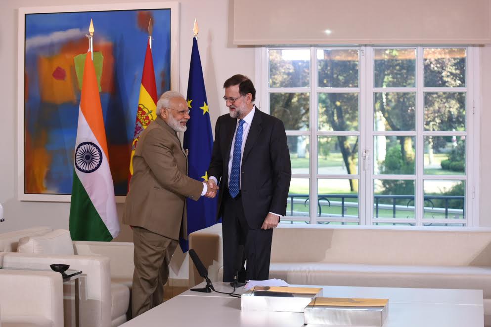 Indian Prime Minister Narendra Modi meets President of Spain Mariano Rajoy at La Moncloa Palace in Madrid on May 31, 2017. Narendra Modi meets President of Spain Mariano Rajoy,Narendra Modi,Narendra Modi meets Mariano Rajoy,Mariano Rajoy,La Moncloa Palace,Modi