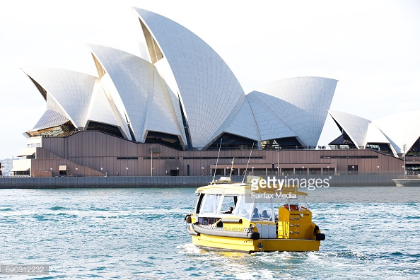 Pippa Middleton and James Matthews leave the Hyatt Hotel on a water taxi with friends on May 31, 2017 in Sydney, Australia. Pippa Middleton and James Matthews,Pippa Middleton,James Matthews,Pippa Middleton and James Matthews honeymoon,Pippa Middleton and James Matthews honeymoon pics,Pippa Middleton and James Matthews honeymoon images,Pippa Middleton and James Matthews honeymo