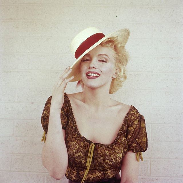 These photos of Hollywood diva Marilyn Monroe you have never seen before. Marilyn Monroe,actress Marilyn Monroe,Hollywood diva Marilyn Monroe,Hollywood actress Marilyn Monroe,Marilyn Monroe pics,Marilyn Monroe images,Marilyn Monroe stills,Marilyn Monroe pictures,Marilyn Monroe photos