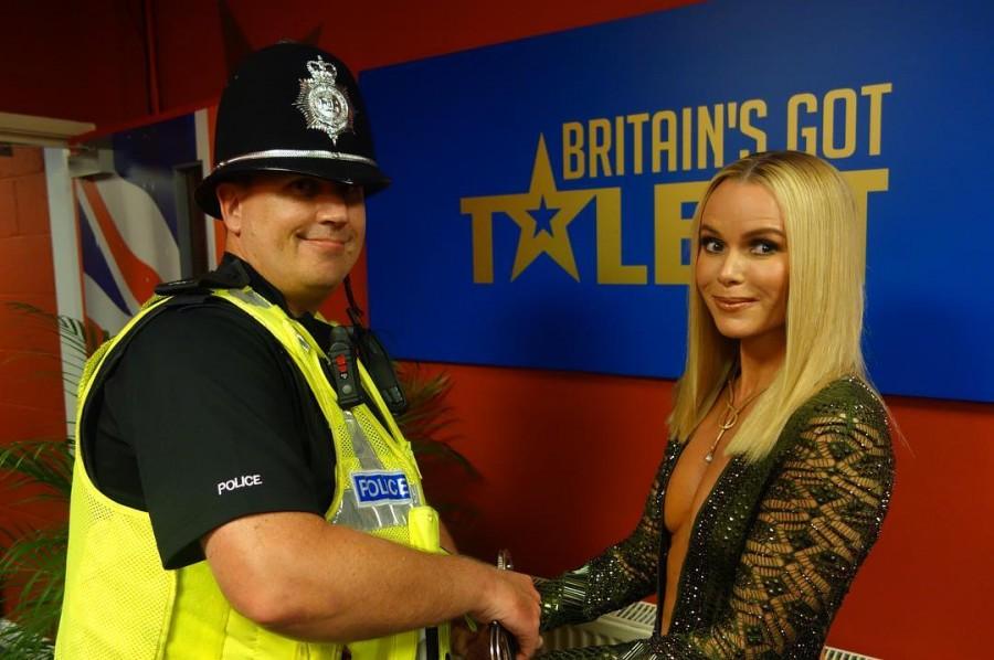 Amanda Louise Holden spotted during Britain's Got Talent semi-finals. Amanda Holden,Amanda Holden curves,Amanda Holden boobs,Amanda Holden curves pics,Amanda Holden curves images,Amanda Holden curves stills,Amanda Holden curves pictures,Amanda Holden curves photos,Amanda Holden hot pics,Amanda Holden hot images,Amanda Holde