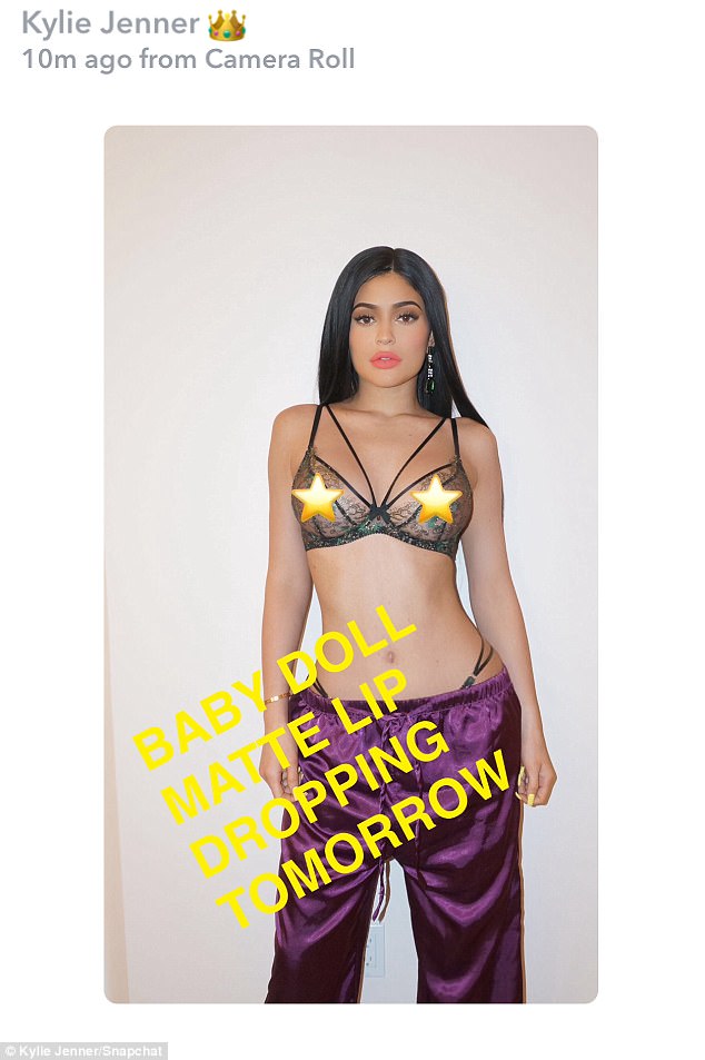 American reality television personality and model Kylie Kristen Jenner poses in black bikini to promote new Lip Kit. Kylie Jenner,Kylie Jenner in Bikini,Kylie Jenner bikini,Kylie Jenner bikini pics,Kylie Jenner bikini images,Kylie Jenner bikini stills,Kylie Jenner bikini pictures,Kylie Jenner bikini photos,Kylie Jenner instagram,kylie jenner sexy photos