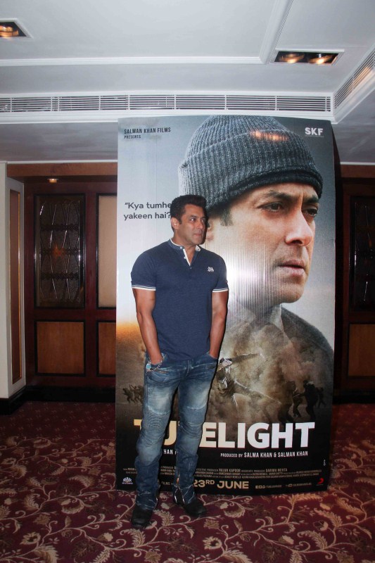 Photos of Actor Salman Khan promotes Tubelight movie in Mumbai on June 1, 2017. Salman Khan,actor Salman Khan,Salman Khan promotes Tubelight movie,Salman Khan promotes Tubelight,Tubelight,Tubelight promotion,Tubelight movie promotion,Tubelight promotion pics,Tubelight promotion images,Tubelight promotion stills,Tubelight promotion pi