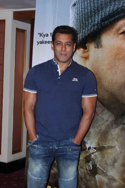 Pictures of Actor Salman Khan promotes Tubelight movie in Mumbai on June 1, 2017. Salman Khan,actor Salman Khan,Salman Khan promotes Tubelight movie,Salman Khan promotes Tubelight,Tubelight,Tubelight promotion,Tubelight movie promotion,Tubelight promotion pics,Tubelight promotion images,Tubelight promotion stills,Tubelight promotion pi