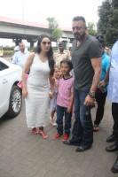 Sanjay Dutt supports tree plantation,Sanjay Dutt,1000 tree plantation,BMC garden,actor Sanjay Dutt,Sanjay Dutt pics,Sanjay Dutt images,Sanjay Dutt stills,Manyata Dutt,Shahraan,Iqra Dutt