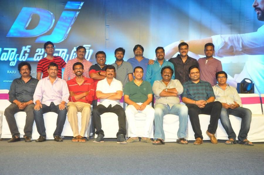 Actor Allu Arjun's Duvvada Jagannadham (DJ) trailer launch event held at Hyderabad on 5th June 2017. Celebs like Dil Raju, Bommarillu Bhaskar, VV Vinayak, Harish Shankar, Srikanth Addala, Vasu Varma, Sriwass, Trinadha Rao Nakkina, Sai Kiran Adivi, Boyapati Srinu, Sekhar Kammula, Vamsi Paidipally, Satish Vegesna, Anil Ravipudi, Venu Sriram, Dasarath, Sirish graced the event. Allu Arjun,Duvvada Jagannadham,Duvvada Jagannadham trailer,Duvvada Jagannadham trailer launch,Duvvada Jagannadham trailer launch pics,Duvvada Jagannadham trailer launch images,Duvvada Jagannadham trailer launch stills,Duvvada Jagannadham trailer launch pi