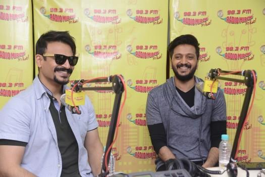 Bollywood actor Riteish Deshmukh and Vivek Oberoi visit Radio Mirchi Studio to promote their upcoming movie Bank Chor.