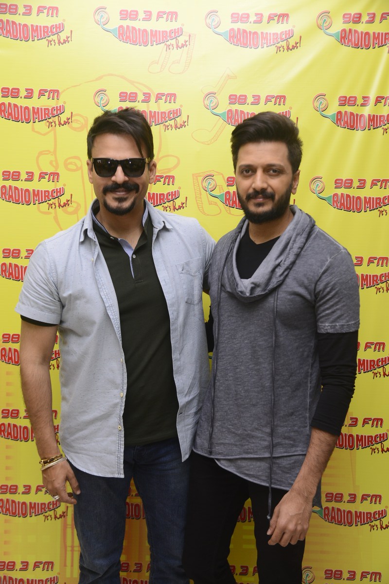 Bollywood actor Riteish Deshmukh and Vivek Oberoi visit Radio Mirchi Studio to promote their upcoming movie Bank Chor in Mumbai. Riteish Deshmukh and Vivek Oberoi,Riteish Deshmukh,Vivek Oberoi,Bank Chor,Bank Chor promotion,Bank Chor movie promotion