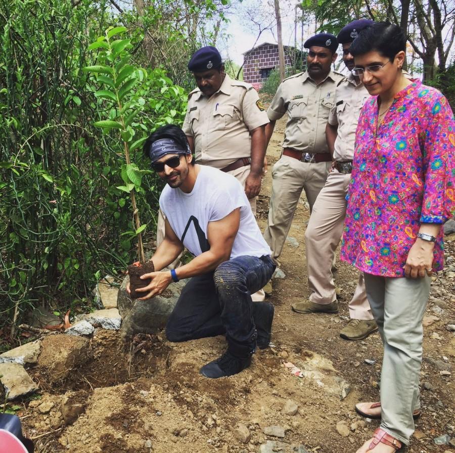 The "Sanam Teri Kasam" actor also spoke about the need for more greenery. He said in a statement: "Just like we celebrate other festivals, World Environment Day too, should be observed and given due importance. I have always been pro-tree plantation, and I encourage everyone else to do the same." Harshvardhan Rane,actor Harshvardhan Rane,Harshvardhan Rane plants tress,World Environment Day,World Environment Day 2017,Harshvardhan Rane new pics,Harshvardhan Rane new images,Harshvardhan Rane new stills,Harshvardhan Rane new pictures,Harshvardhan Rane