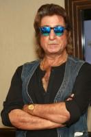 Shakti Kapoor,Aksha Pardasany,Kashyap Barbhaya,Love U Family,Love U Family movie promotion,Love U Family promotion,Love U Family promotion pics,Love U Family promotion images,Love U Family promotion stills,Love U Family promotion pictures,Love U Family pr