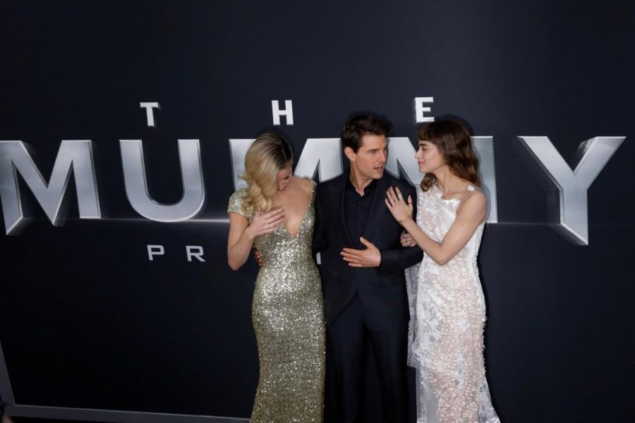 Hollywood actor Tom Cruise with Annabelle Wallis and Sofia Boutella for the premiere of the film "The Mummy" in New York. Tom Cruise,Annabelle Wallis,Sofia Boutella,Courtney B. Vance,Director Alex Kurtzman,The Mummy,The Mummy premiere show,The Mummy premiere show pics,The Mummy premiere show images,The Mummy premiere show stills,The Mummy premiere show pictures,The Mummy pre