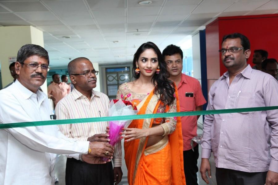 View images of Pooja Sree launches Pochampally Ikat Mela at ECIL. Pooja Sree,actress Pooja Sree,Pooja Sree launches Pochampally Ikat Mela,Pochampally Ikat Mela