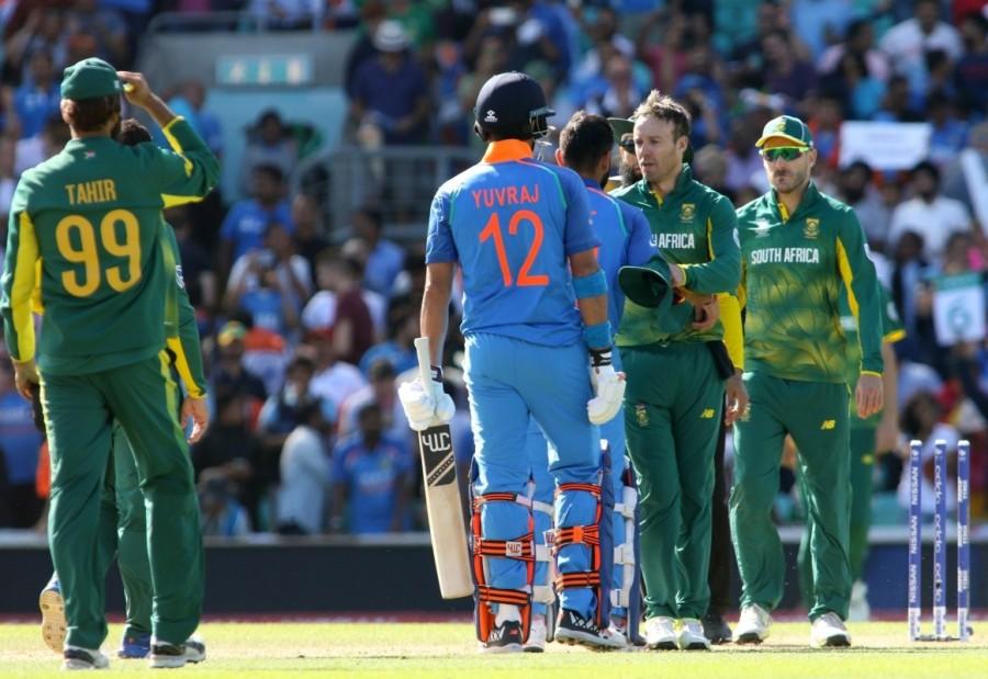 Faf du Plesis (36) joined Quinton in the middle and they made 40 runs in 41 balls. Ravindra Jadeja struck the second blow for India when he knocked back Quinton's off-stump. Quinton's dismissal saw the Indian bowlers starting to dominate proceedings as the rest of the South African batsmen displayed poor shot selection at times. Two quick run-out dismissals -- of AB de Villiers (16) and David Miller (1) in the 29th and 30th overs, respectively -- saw South Africa reduced to 142/4. De Villiers was run out when he ran for a single for du Plessis but a throw from Hardik Pandya at the wicket-keeper caught him short of the crease. The second dismissal was a clear case pf pressure resulting in confusion as both Miller and du Plessis ended at the wicket-keeper's end after the former hurried for a run when the latter hit one straight into the hands of Bumrah at short third-man. ICC Champions Trophy,India overwhelm South Africa,India beats South Africa,India beat South Africa,India trash South Africa,India enter semi-final,india vs bangladesh