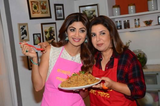 Bollywood actor Shilpa Shetty and filmmaker Farah Khan during the shoot of special Eid episode for Wellness channel in Mumbai on June 10, 2017.