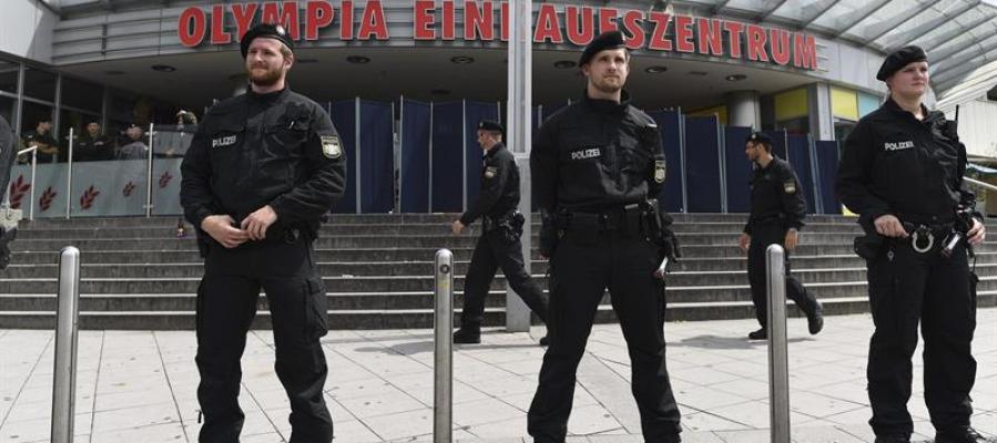 Munich's Merkur newspaper reported that witnesses said the suspect took a police officer's pistol and then shot her, and also injured others at the scene. Shooting at Munich,Munich,Munich shooting,Munich subway station,Shooting at Munich subway station