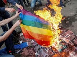 Rainbow flag burned,Ukraine Pride event,Anti-LGBT protesters,Kiev Pride 2017,Ukrainian capital,Anti-LGBT protesters burned a rainbow flag