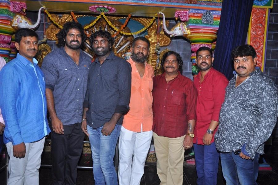 Cameraman Senthil, Terror Movie Producer Aara Masthan, Amberpet Shankar and Director Veera Shankar were the Chief Guiests to this event. Baahubali Prabhas,Baahubali,Prabhas,Kiran Raj turned Hero,Karaali,Prabhas doop
